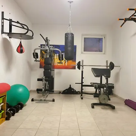 Willa Mountains And Lakes - Gaumberg *